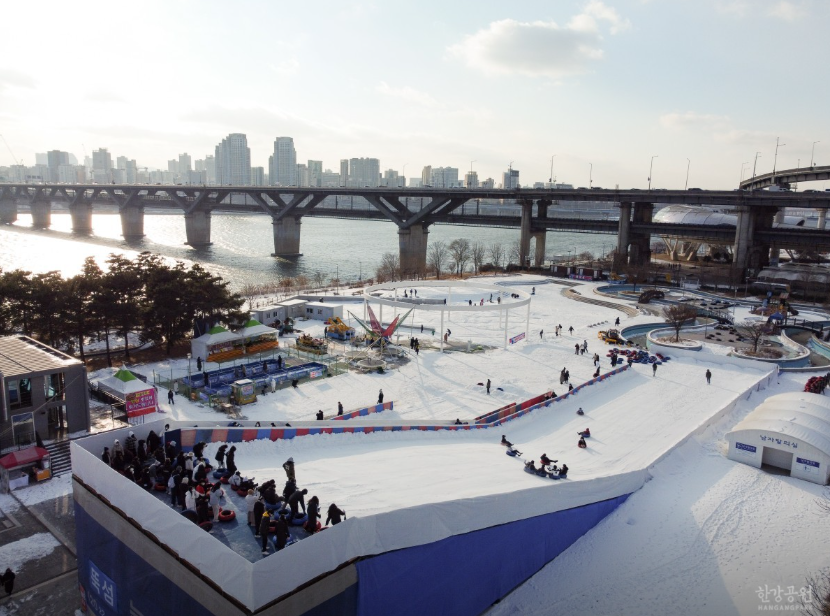 Best Winter Experience in Seoul – The Ultimate Guide to Hangang Park Sledding Hills