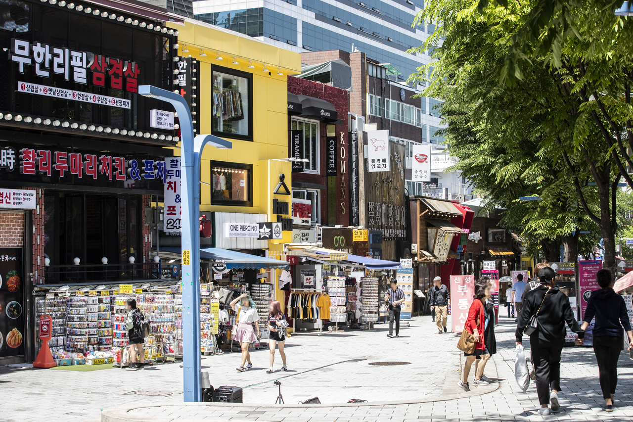 Where to Stay in Hongdae: Best Hotels near Hongik Station