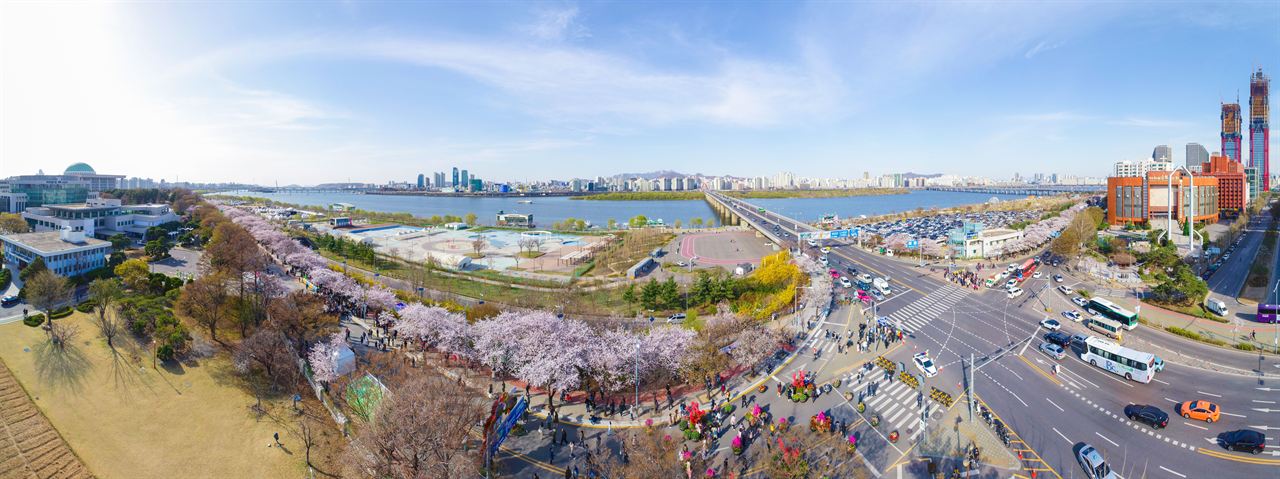 Seoul in April 2027: Weather, Festivals & What to Pack
