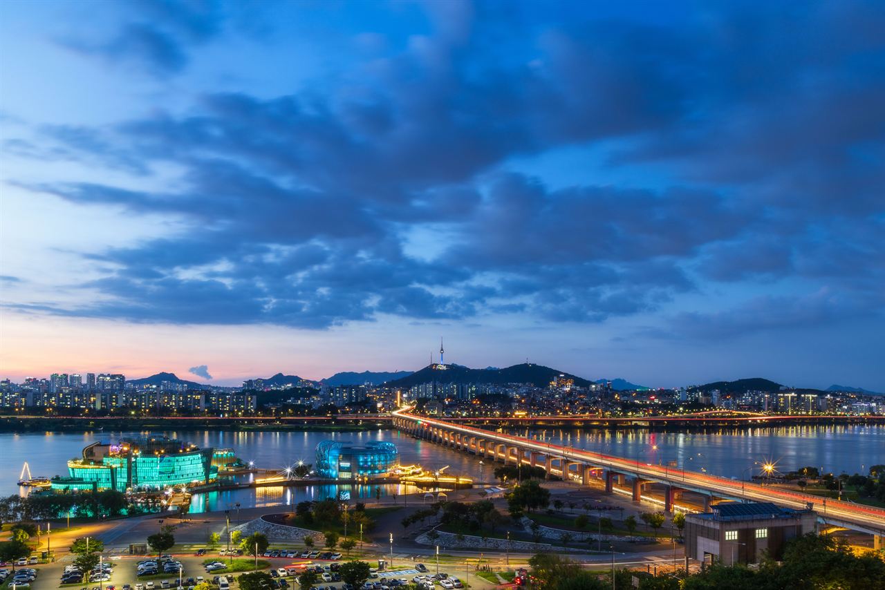 Korea Public Holidays 2026-2027: Dates & What's Closed | Korea Visiting